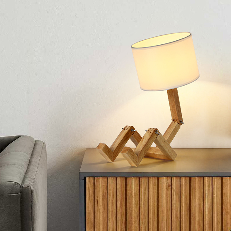 European-style solid wood robot creative lamp Nordic desk lamp American-style bedroom bedside lamp Australian-style cross-border